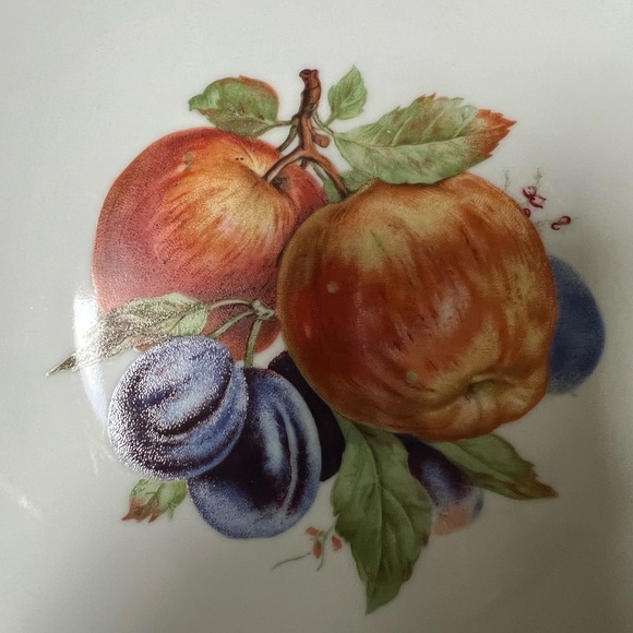 4 - Vintage Painted Porcelain Plates. E&R Golden Crown. - Picture 5 of 8